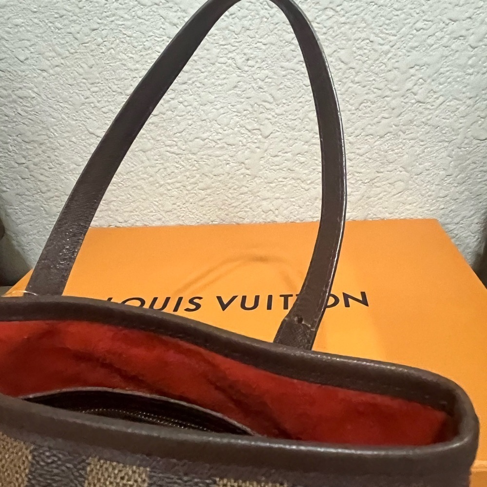 Louis Vuitton Brown Checkered Tote Bag with Gold Accents - Picture 11 of 12